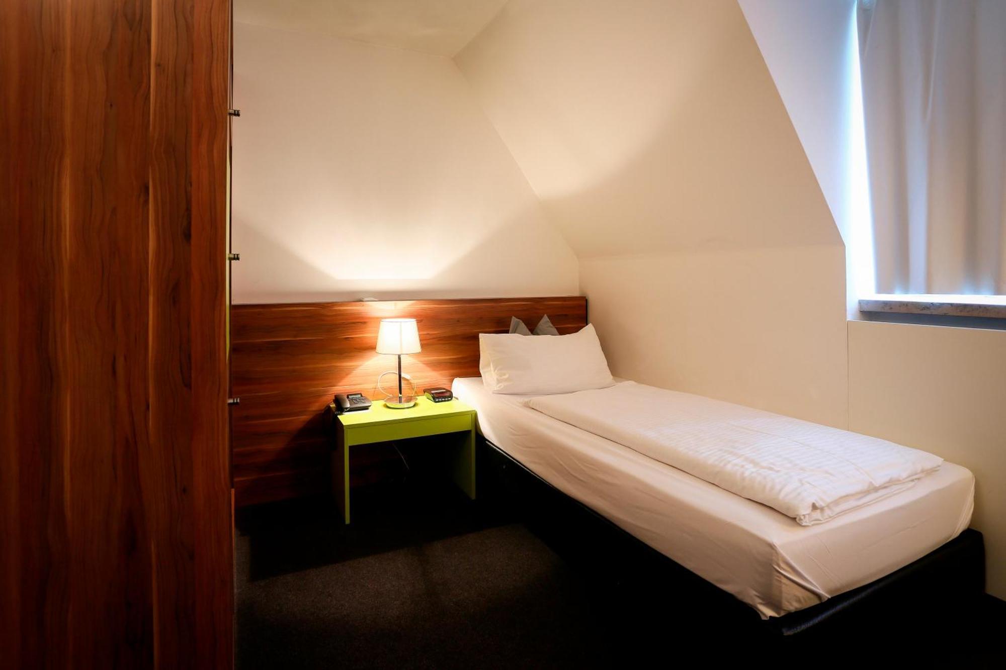 Hotel Schempp Bobingen  Zimmer foto